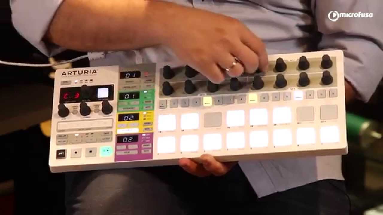 Arturia Beatstep Pro, unboxing en MicroFusa Madrid con Zígor López